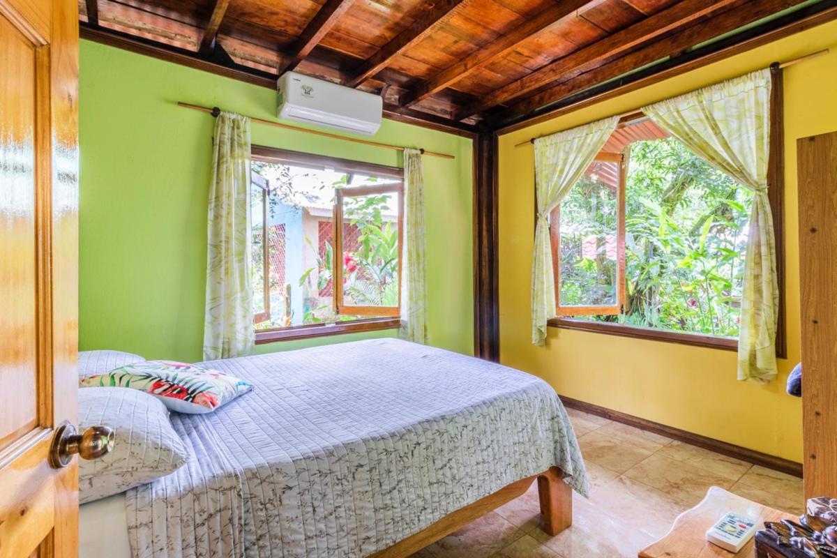 Casa Chilamates Tortuguero Exterior photo